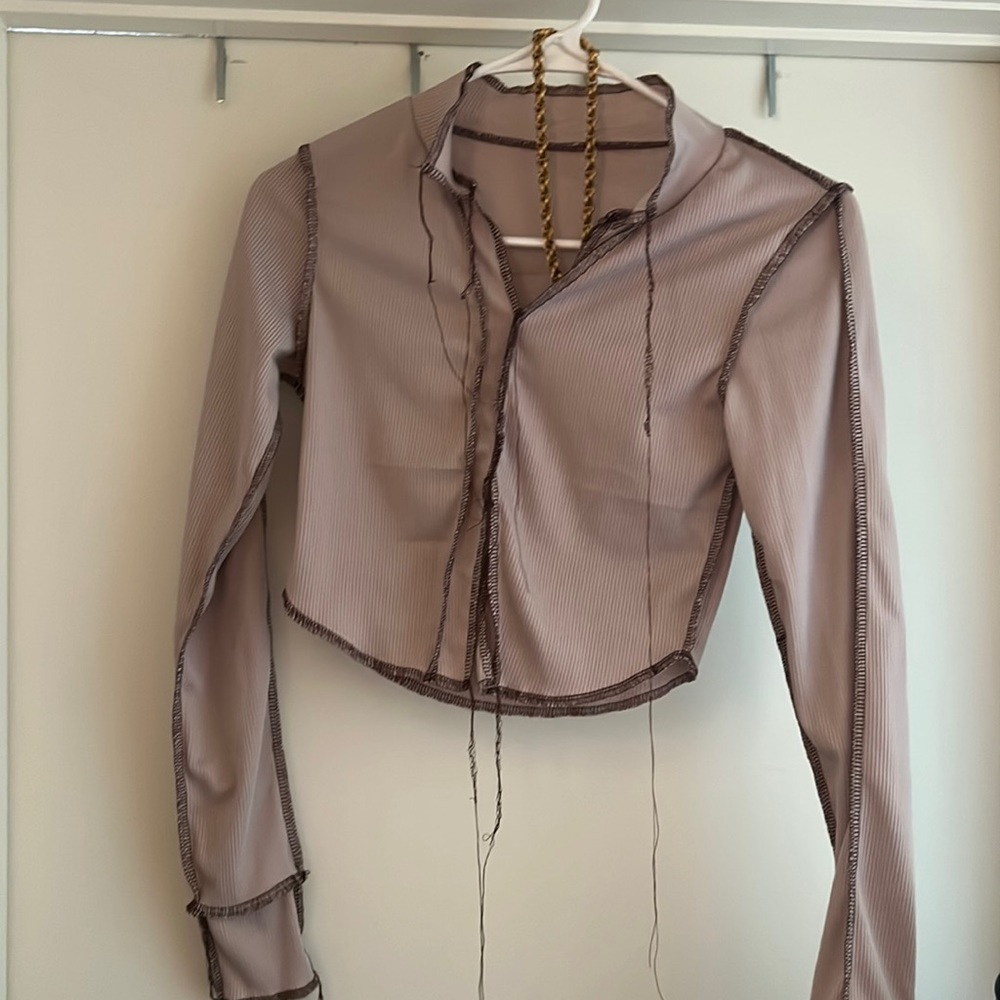 destroyed top. plum trim. (intentionally destroyed.)